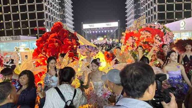 咖啡、鲜manbetx万博花、非遗……这个周末来这里体验“有一种叫云南的生活”(图1)